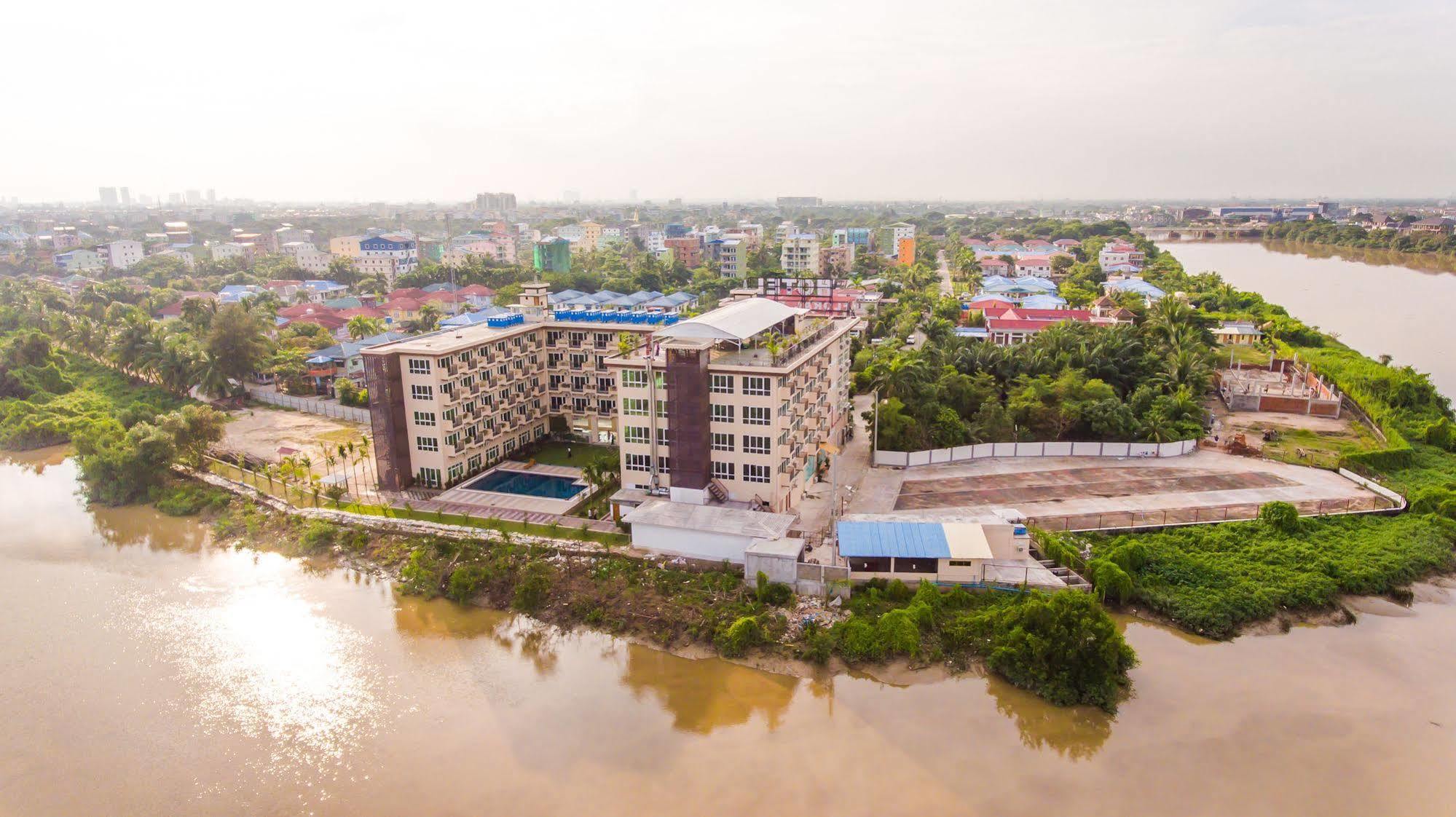 Hotel Sincere Smile Yangon Exterior photo