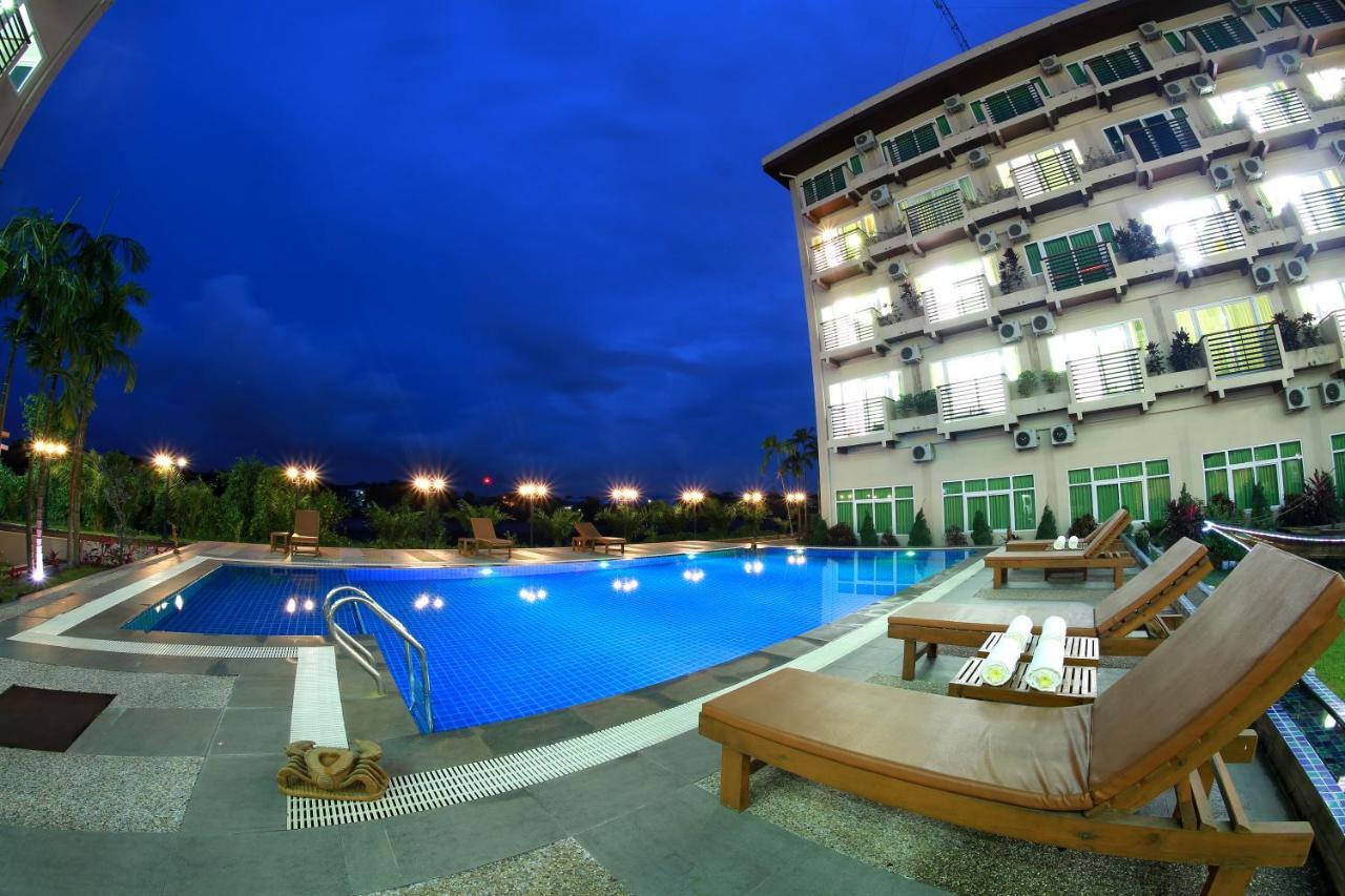 Hotel Sincere Smile Yangon Exterior photo